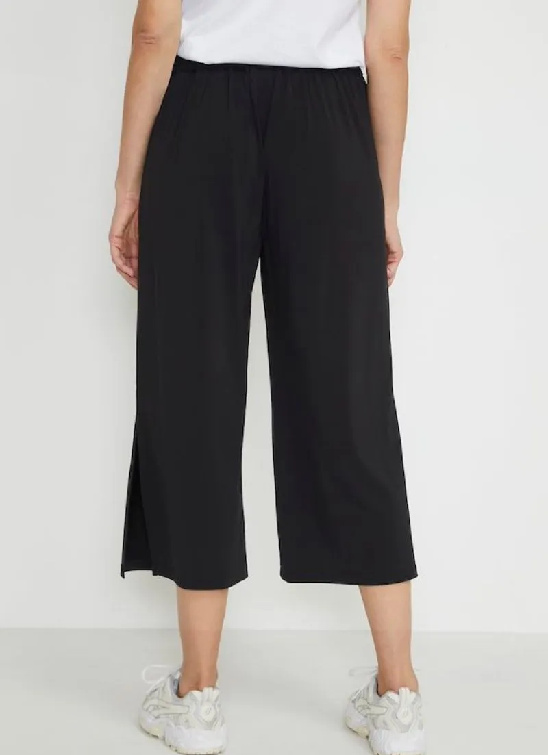 Amalli Pant