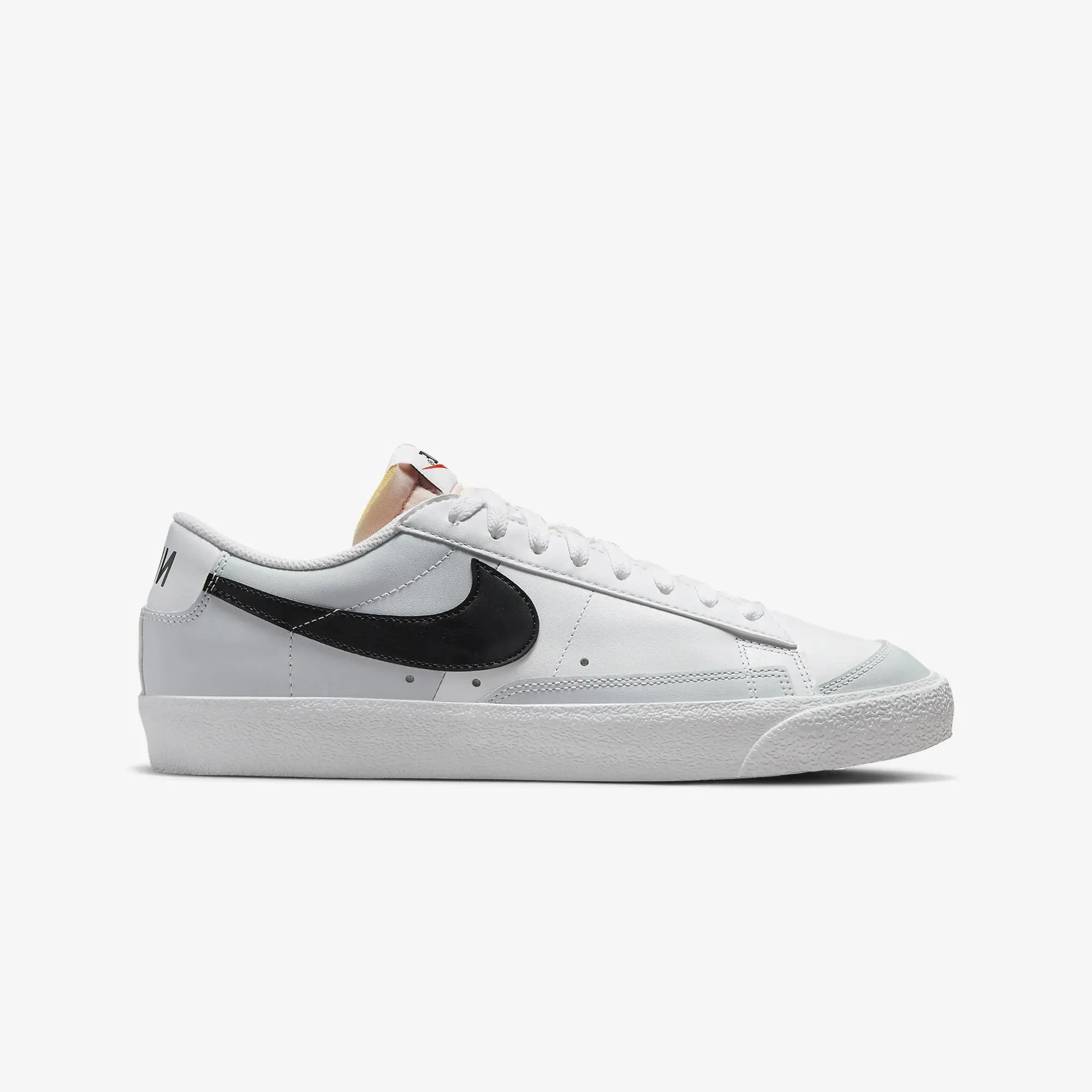 BLAZER LOW '77 VINTAGE 'WHITE/BLACK-PURE PLATINUM'