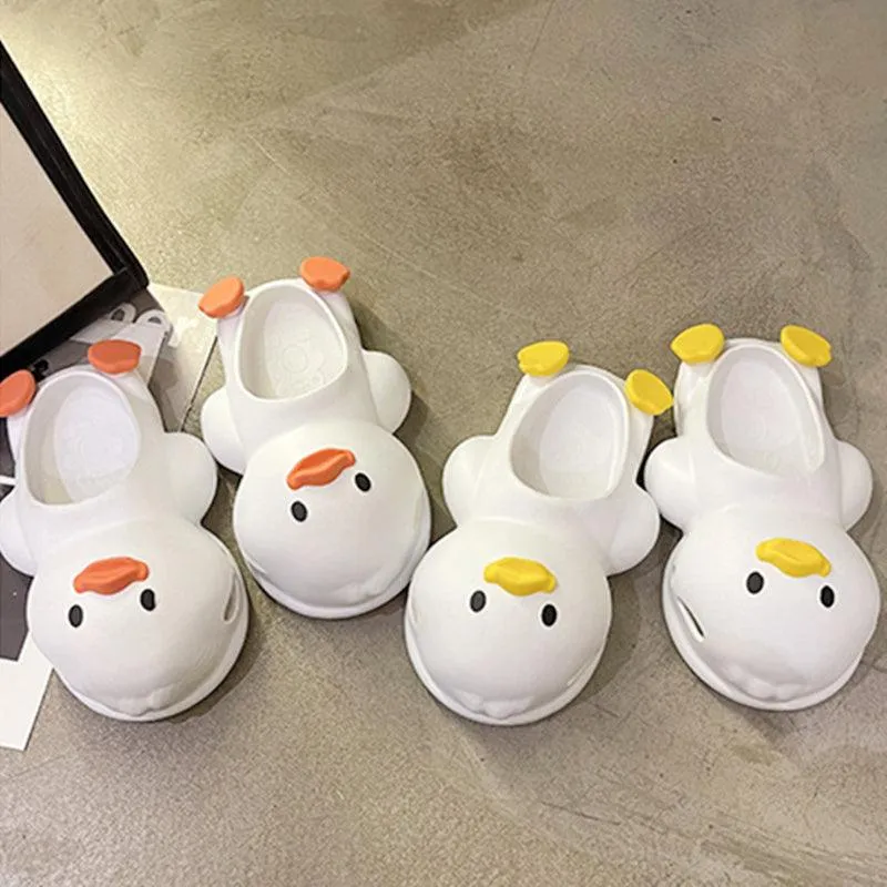 Internet Celebrity Cheering Duck Inspired Trendy Comfortable Slip-on Sandals Cute Animal Design Slides