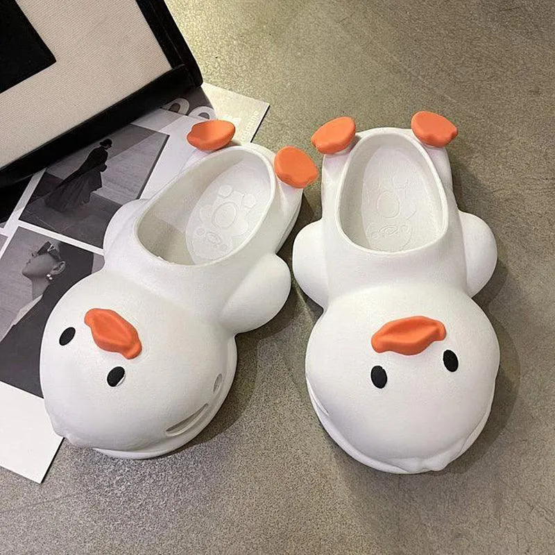 Internet Celebrity Cheering Duck Inspired Trendy Comfortable Slip-on Sandals Cute Animal Design Slides