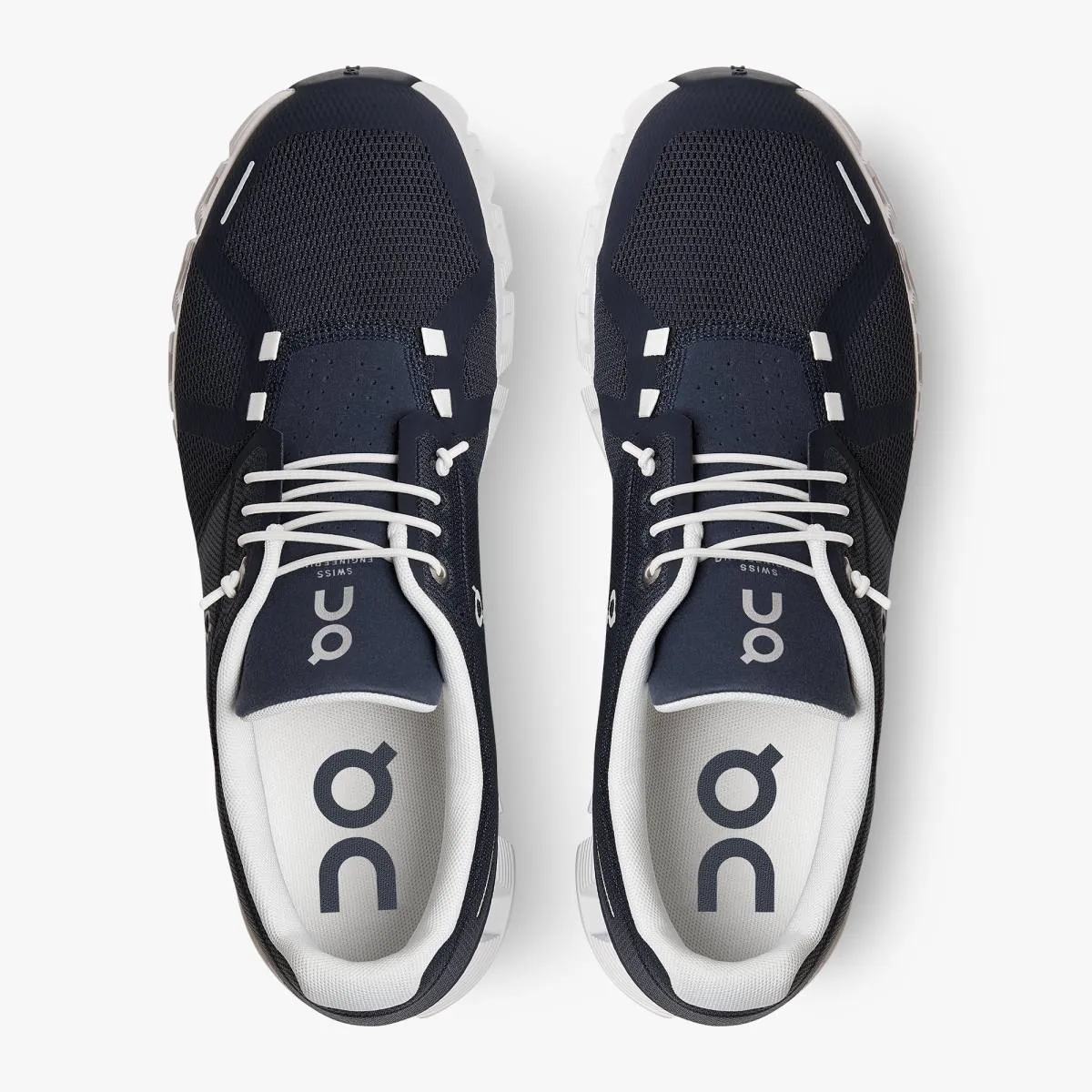 On Running - Cloud 5 Trainers in Midnight/White