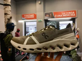 On Running Cloudsurfer Scarpe Trail Uomo