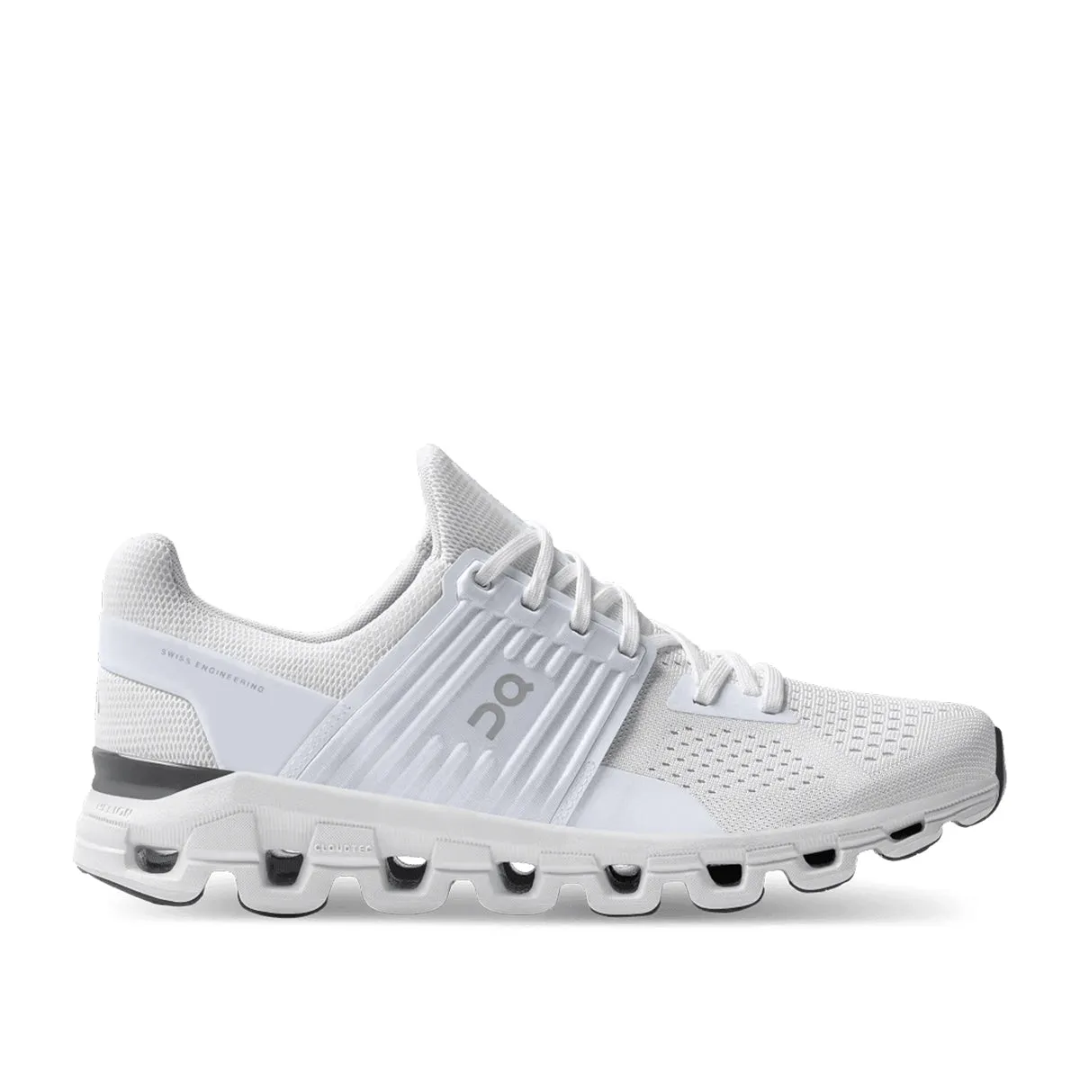 On Running - Cloudswift Trainer in All White