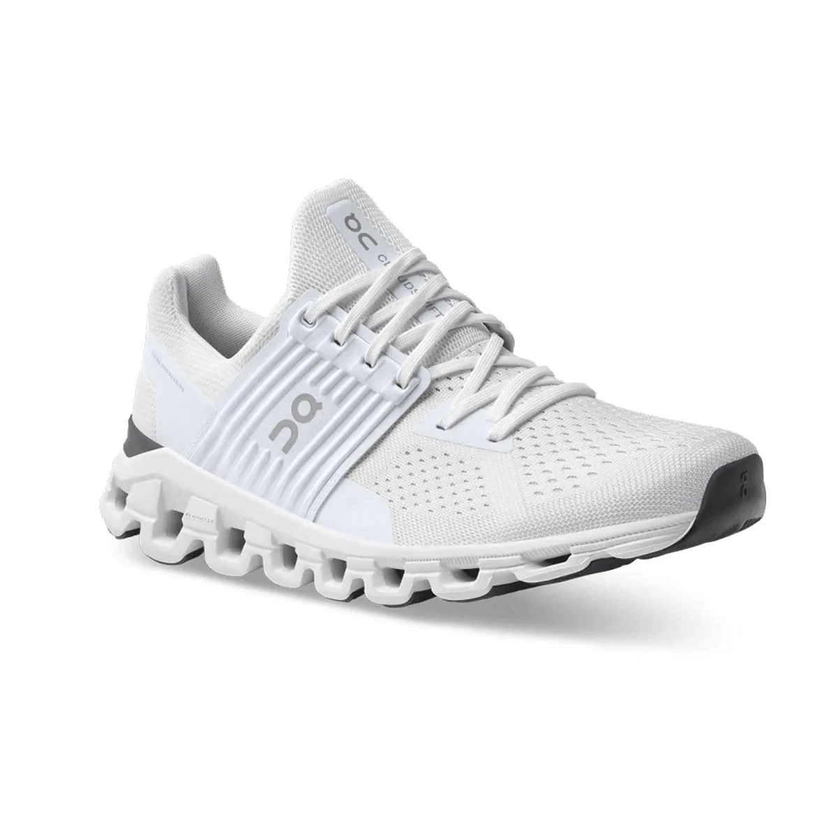 On Running - Cloudswift Trainer in All White