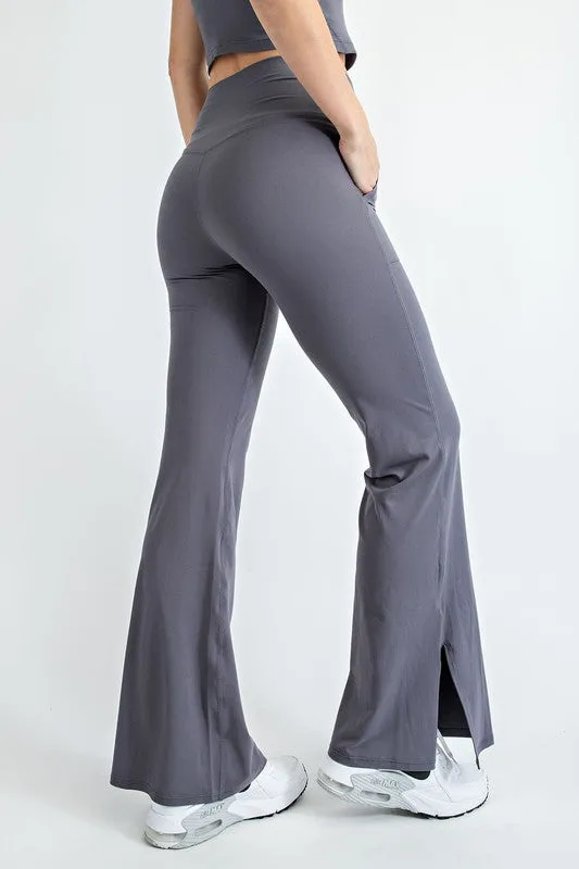 PLUS SIZE V WAIST FLARED YOGA PANTS WITH POCKETS