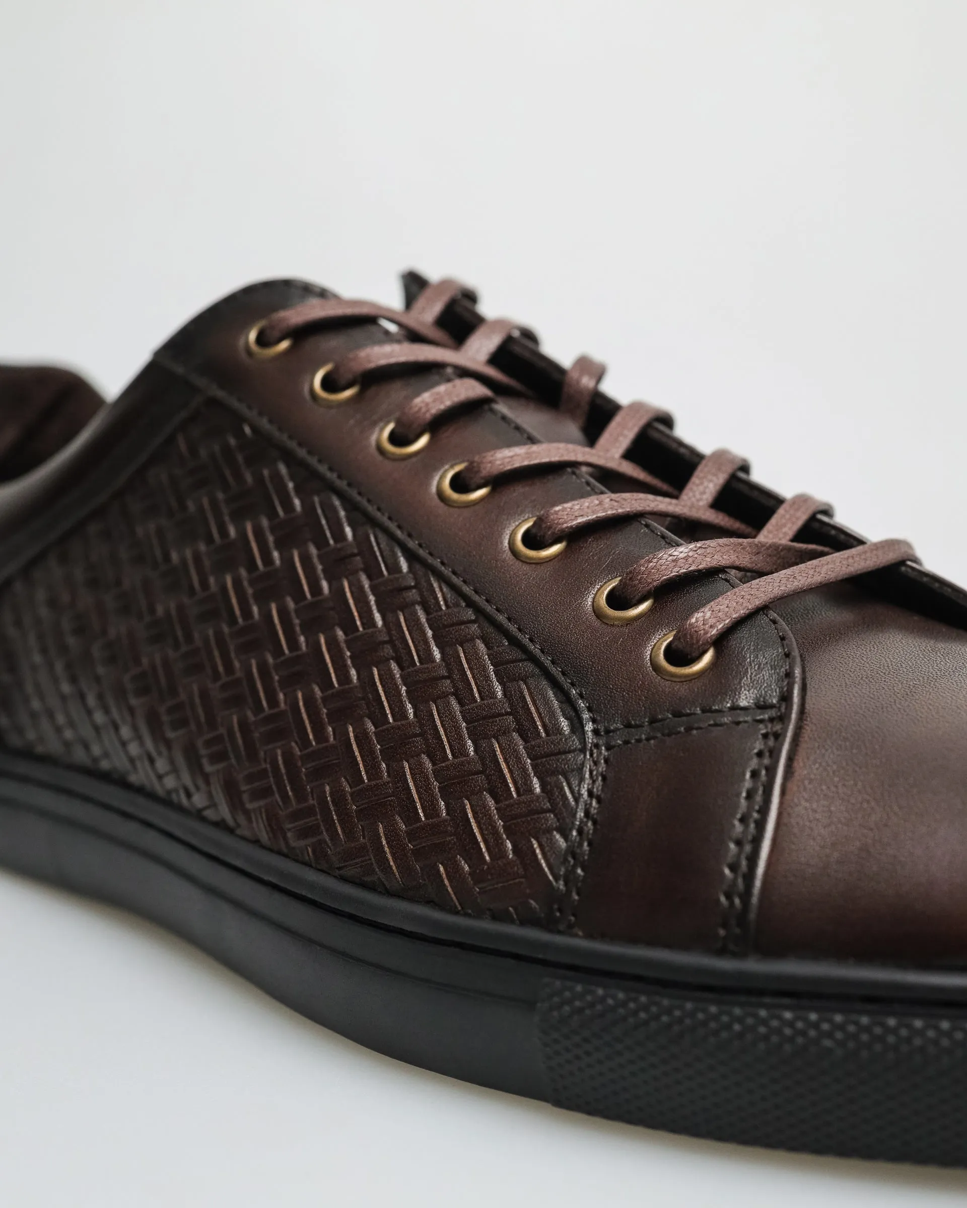 Tomaz C586 Men's Sneakers (Coffee)