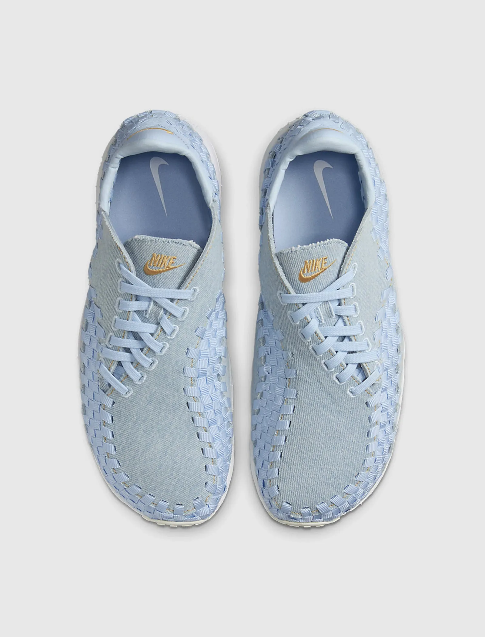 WOMEN'S AIR FOOTSCAPE WOVEN WASHED DENIM